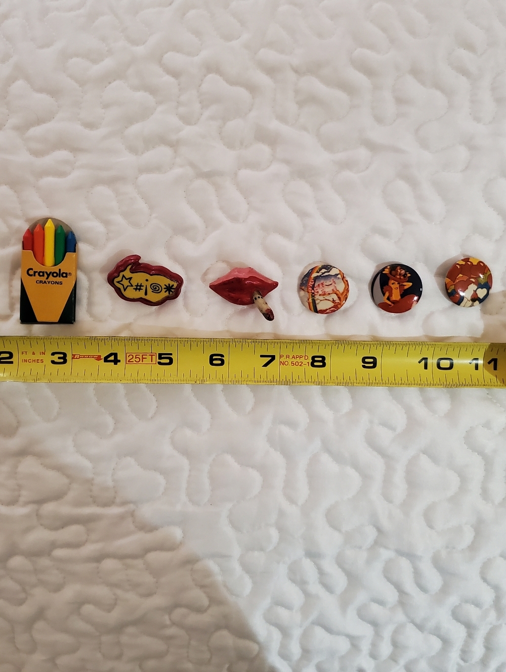 Vintage 70's Pins - Picture 3 of 4